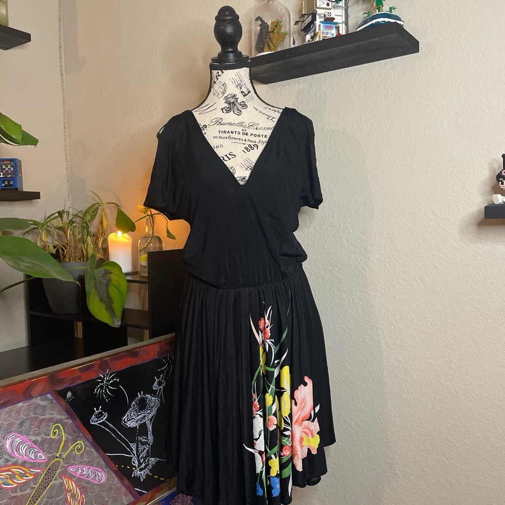 bebe Black Floral Midi Dress
